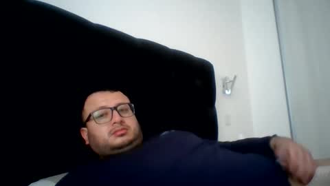 Snapshot of sementalpajero chatting on October 5, 12:14 pm sementalpajero online show from October 5, 12:14 pm