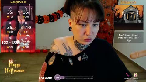 Snapshot of senorita_dakota chatting on October 17, 7:55 am senorita_dakota online show from October 17, 7:55 am