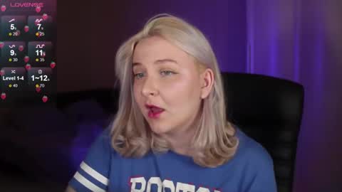 Snapshot of sensual_girrrl chatting on October 26, 7:31 pm Ilona online show from October 26, 7:31 pm