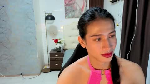 Snapshot of sensual_goergia chatting on September 20, 10:27 am sensual_goergia online show from September 20, 10:27 am