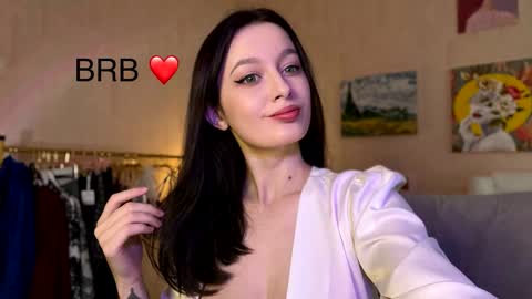 sensuallucy233 online show from February 4, 5:57 am