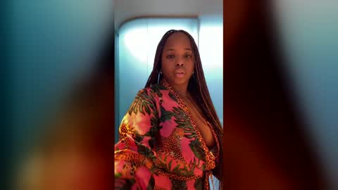 sensualprima online show from February 23, 5:38 am