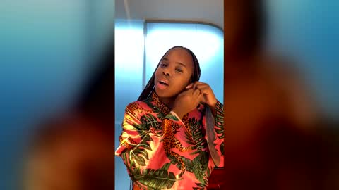 sensualprima online show from February 28, 7:42 am