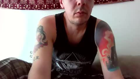 Snapshot of sensualthrust chatting on October 7, 11:18 am SensualThrust online show from October 7, 11:18 am
