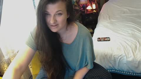 Snapshot of sentfrmheaven chatting on December 16, 3:22 pm Tara online show from December 16, 3:22 pm