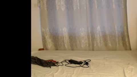 Snapshot of sera_booty chatting on January 2, 3:29 pm Anne online show from January 2, 3:29 pm