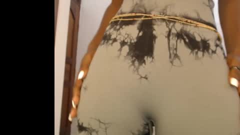 Snapshot of sera_booty chatting on January 11, 9:04 am Anne online show from January 11, 9:04 am