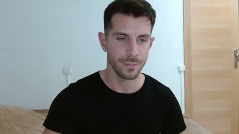 serafino94 online show from March 7, 12:48 am