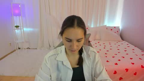 Seraphine online show from October 19, 4:46 am
