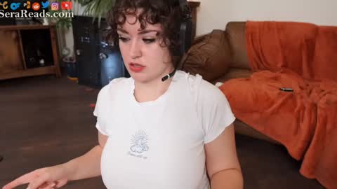 Snapshot of serareads chatting on November 15, 9:39 am SeraReads online show from November 15, 9:39 am