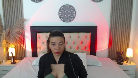 Serena online show from April 17, 10:18 am