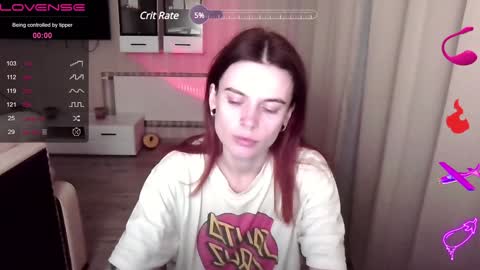 Snapshot of serenamilss chatting on December 5, 6:44 pm serenamilss online show from December 5, 6:44 pm