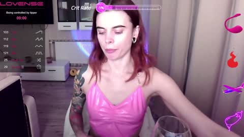 Snapshot of serenamilss chatting on December 28, 4:52 pm serenamilss online show from December 28, 4:52 pm