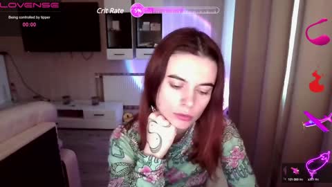 Snapshot of serenamilss chatting on December 30, 6:53 am serenamilss online show from December 30, 6:53 am