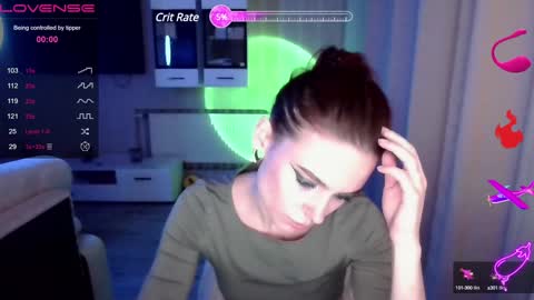 Snapshot of serenamilss chatting on January 22, 7:13 pm serenamilss online show from January 22, 7:13 pm