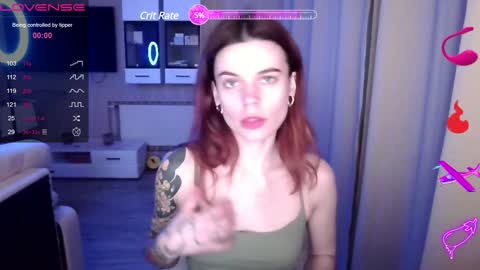 Snapshot of serenamilss chatting on January 25, 2:58 pm serenamilss online show from January 25, 2:58 pm