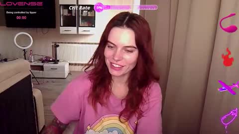 Snapshot of serenamilss chatting on October 3, 12:24 pm serenamilss online show from October 3, 12:24 pm