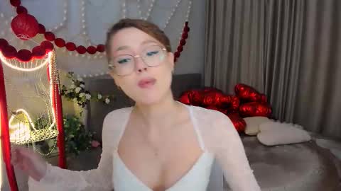 Ophelia online show from March 1, 10:06 am