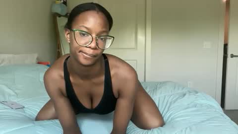 Serenity Bee   online show from April 4, 2:25 pm