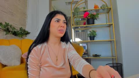 SerennaNoir online show from January 9, 6:49 am