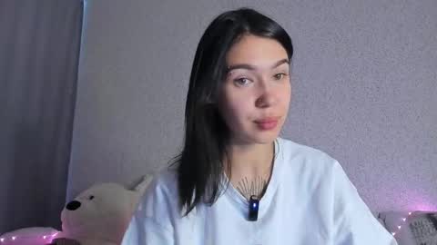 Snapshot of sergantt53 chatting on September 19, 3:19 am Ariana online show from September 19, 3:19 am