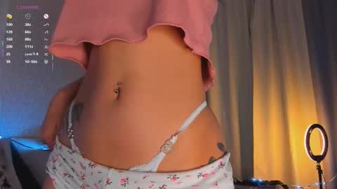 Snapshot of sergantt53 chatting on November 4, 2:54 am Ariana online show from November 4, 2:54 am