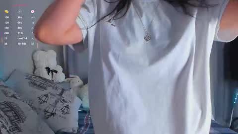 Snapshot of sergantt53 chatting on November 20, 4:40 pm Ariana online show from November 20, 4:40 pm