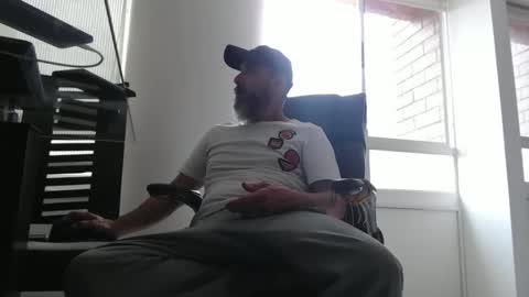 Snapshot of serioyhetero19 chatting on October 28, 4:53 pm hetero serio discreto online show from October 28, 4:53 pm