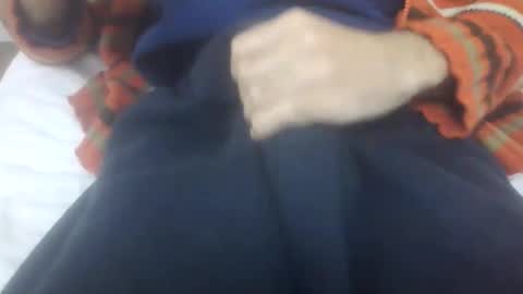 sero98313230 online show from December 13, 7:10 pm