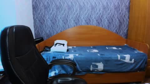 Snapshot of serpenttempter88 chatting on February 17, 8:30 am VIOLA online show from February 17, 8:30 am