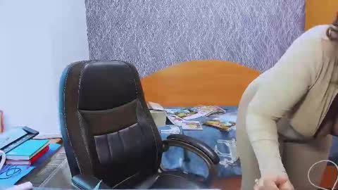 Snapshot of serpenttempter88 chatting on March 4, 9:51 am VIOLA online show from March 4, 9:51 am