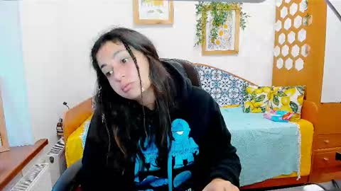 Snapshot of serpenttempter88 chatting on October 15, 6:13 am VIOLA online show from October 15, 6:13 am