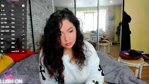 Snapshot of serpenttempter88 chatting on October 31, 8:15 am VIOLA online show from October 31, 8:15 am