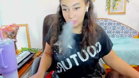 Snapshot of serpenttempter88 chatting on November 10, 7:51 am VIOLA online show from November 10, 7:51 am