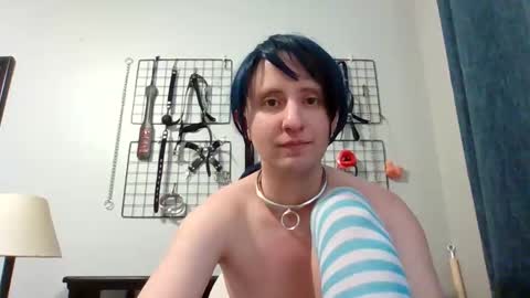 Servile Sarah online show from March 3, 11:43 pm