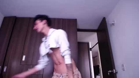 Snapshot of seth_swet chatting on November 18, 1:59 pm seth online show from November 18, 1:59 pm