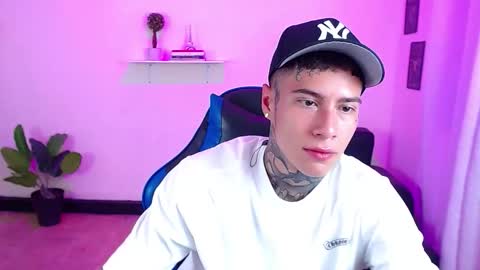 Thomas online show from October 31, 2:29 pm