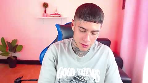 Thomas online show from November 7, 3:45 pm