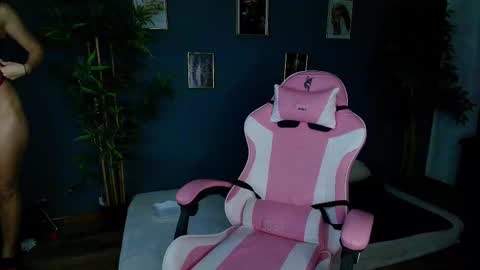 seven_sinsss online show from December 16, 5:12 am