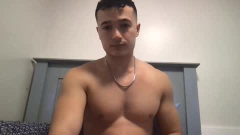 Snapshot of seveninchsteve_ chatting on February 7, 9:15 pm seveninchsteve_ online show from February 7, 9:15 pm