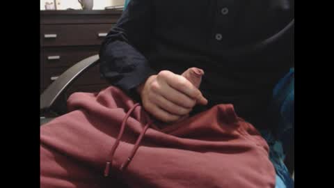 Snapshot of sexandsexy1999 chatting on December 20, 3:24 am Daniel Taylor online show from December 20, 3:24 am