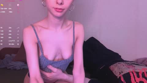 Snapshot of sexdrugg666 chatting on February 9, 8:02 pm Dina online show from February 9, 8:02 pm