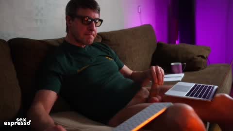 Snapshot of sexespresso chatting on December 28, 10:55 pm Thank you for Birthday Wishes online show from December 28, 10:55 pm