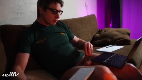 Snapshot of sexespresso chatting on February 14, 3:47 pm Thank you for Birthday Wishes online show from February 14, 3:47 pm