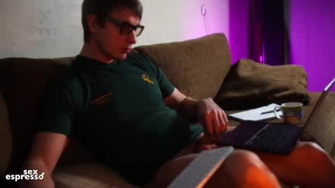 Snapshot of sexespresso chatting on February 21, 6:04 pm Thank you for Birthday Wishes online show from February 21, 6:04 pm