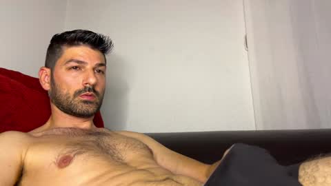 Snapshot of sexfriendch chatting on December 19, 11:25 pm Lucenzo online show from December 19, 11:25 pm