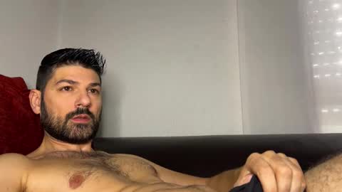 Snapshot of sexfriendch chatting on February 12, 10:21 am Lucenzo online show from February 12, 10:21 am