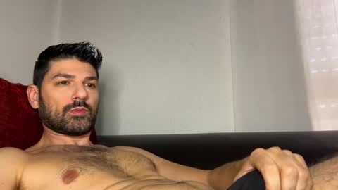 Snapshot of sexfriendch chatting on February 23, 9:17 am Lucenzo online show from February 23, 9:17 am