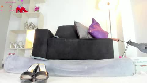 Snapshot of sexirose_19 chatting on September 27, 12:43 pm Rosa online show from September 27, 12:43 pm