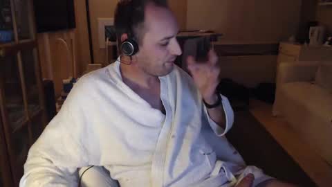 Snapshot of sexlobo1 chatting on December 13, 1:26 am Sexlobo online show from December 13, 1:26 am